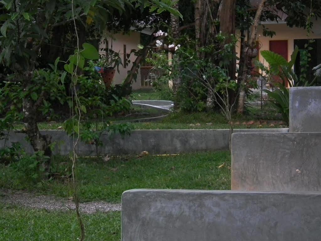 Villa De Mama Rawai Exterior photo